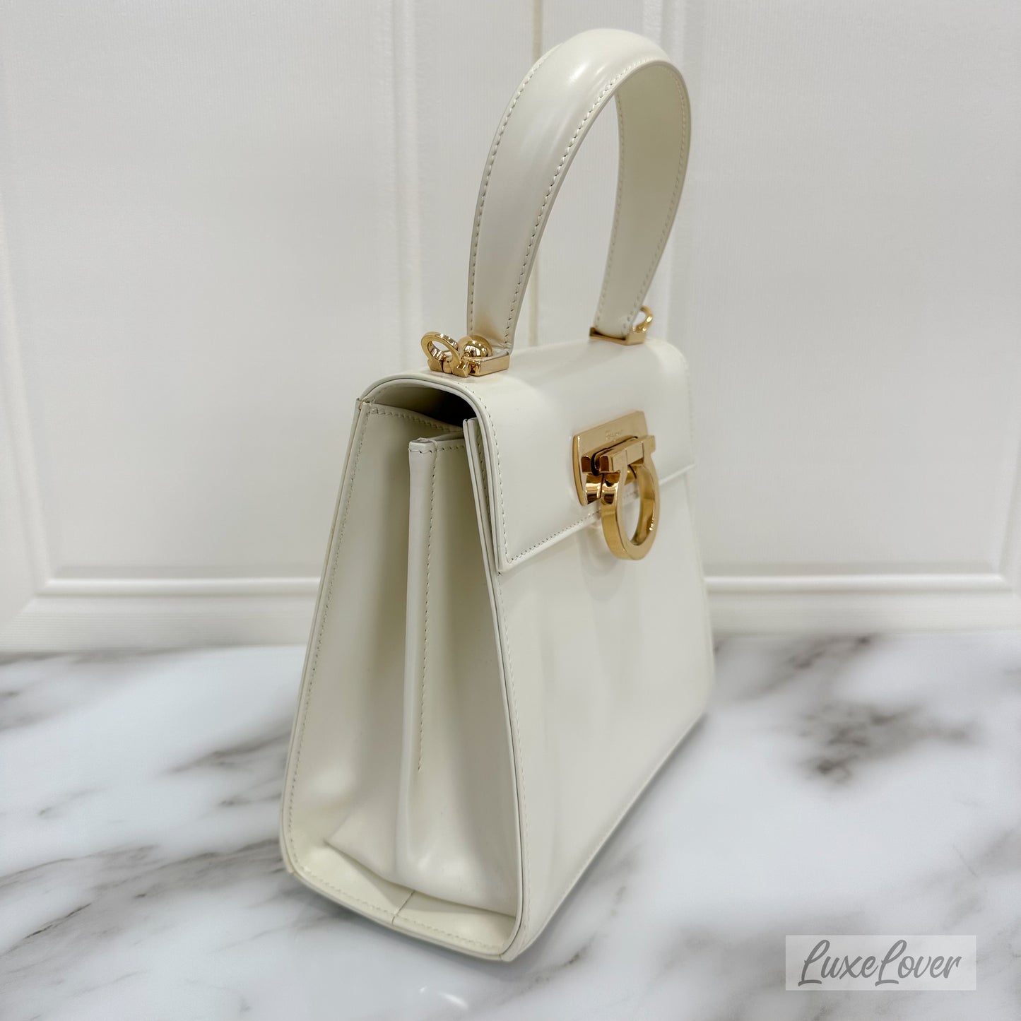 (PayNow $1090 ) Salvatore Ferragomo Iconic Top Handle (S) in Cream White GHW