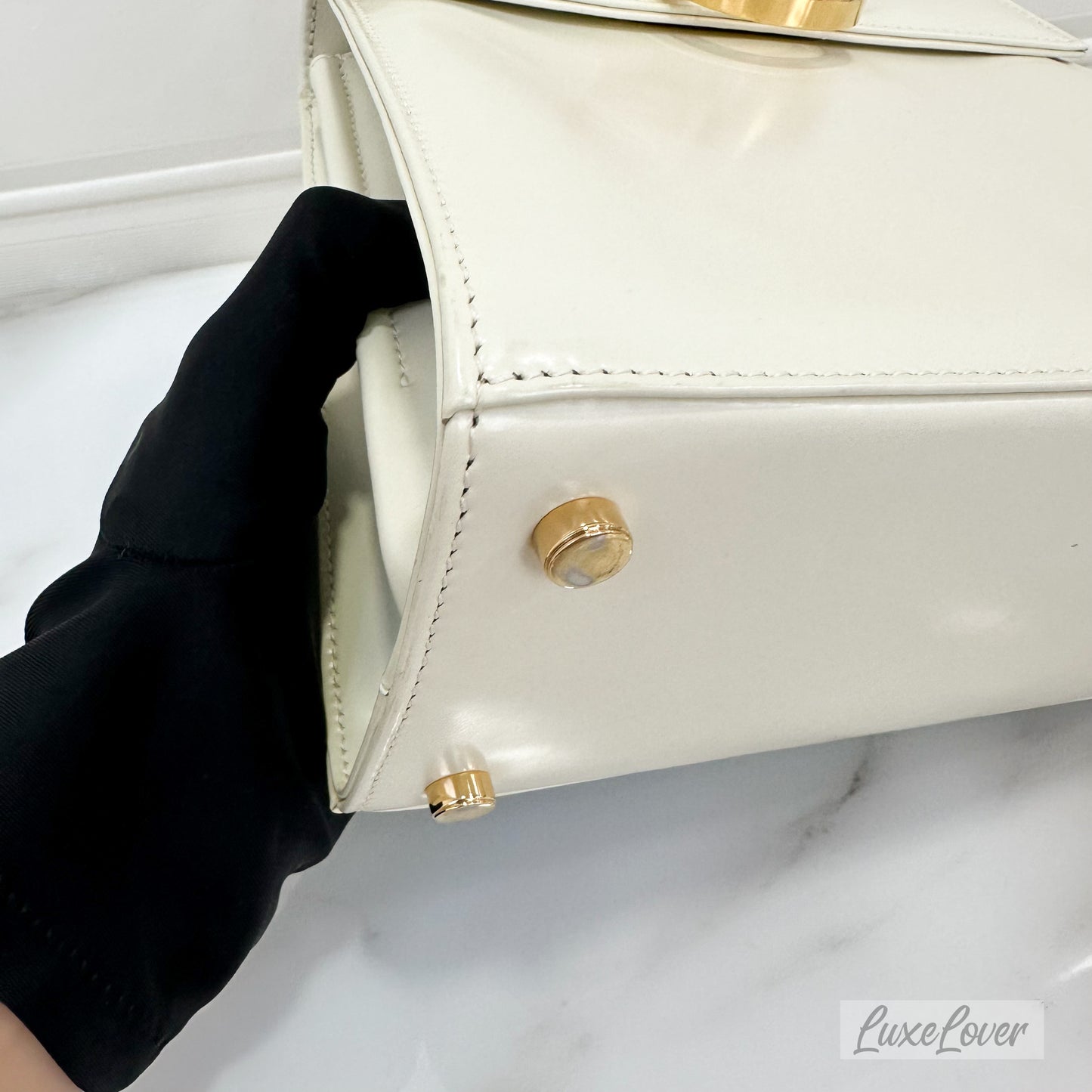 (PayNow $1090 ) Salvatore Ferragomo Iconic Top Handle (S) in Cream White GHW