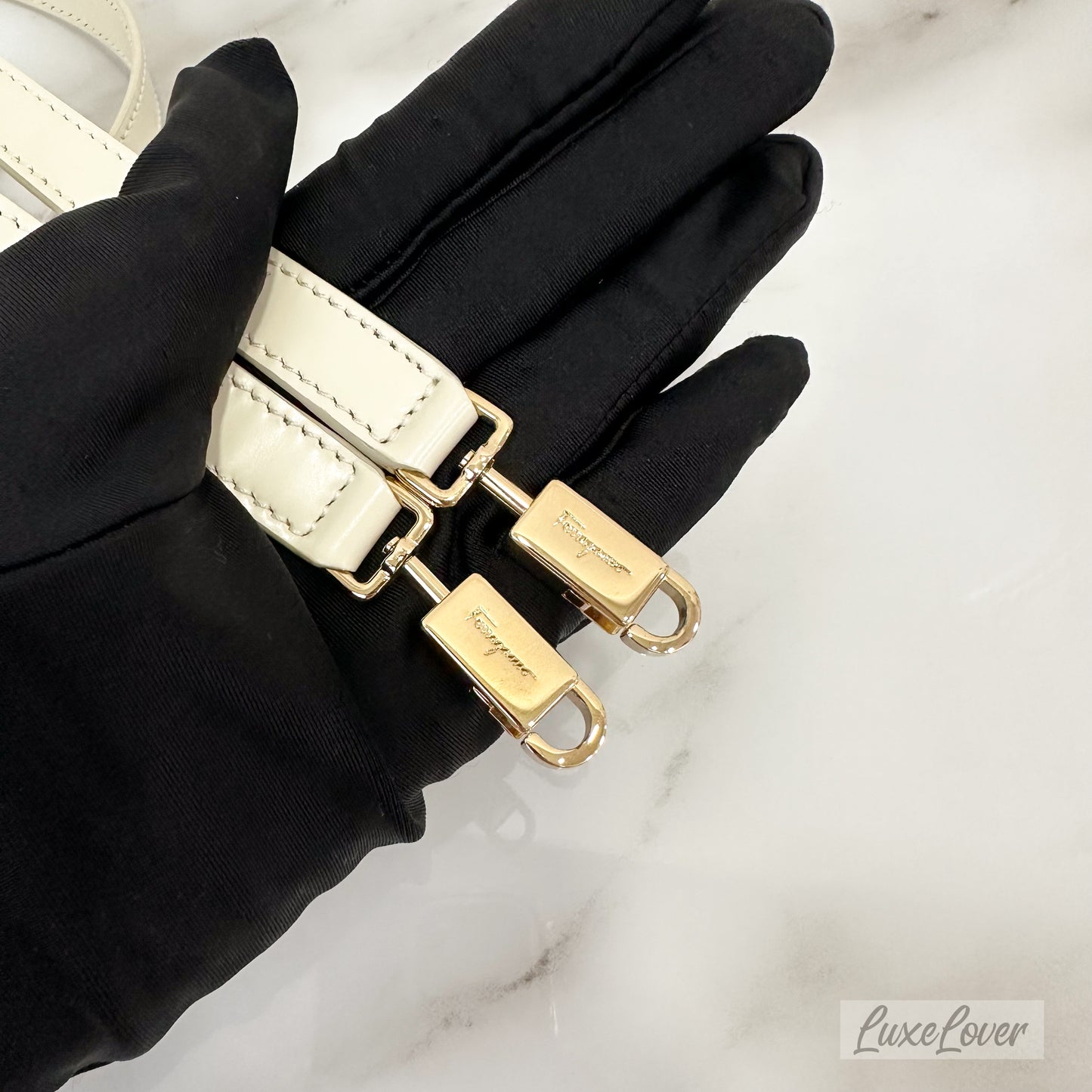 (PayNow $1090 ) Salvatore Ferragomo Iconic Top Handle (S) in Cream White GHW