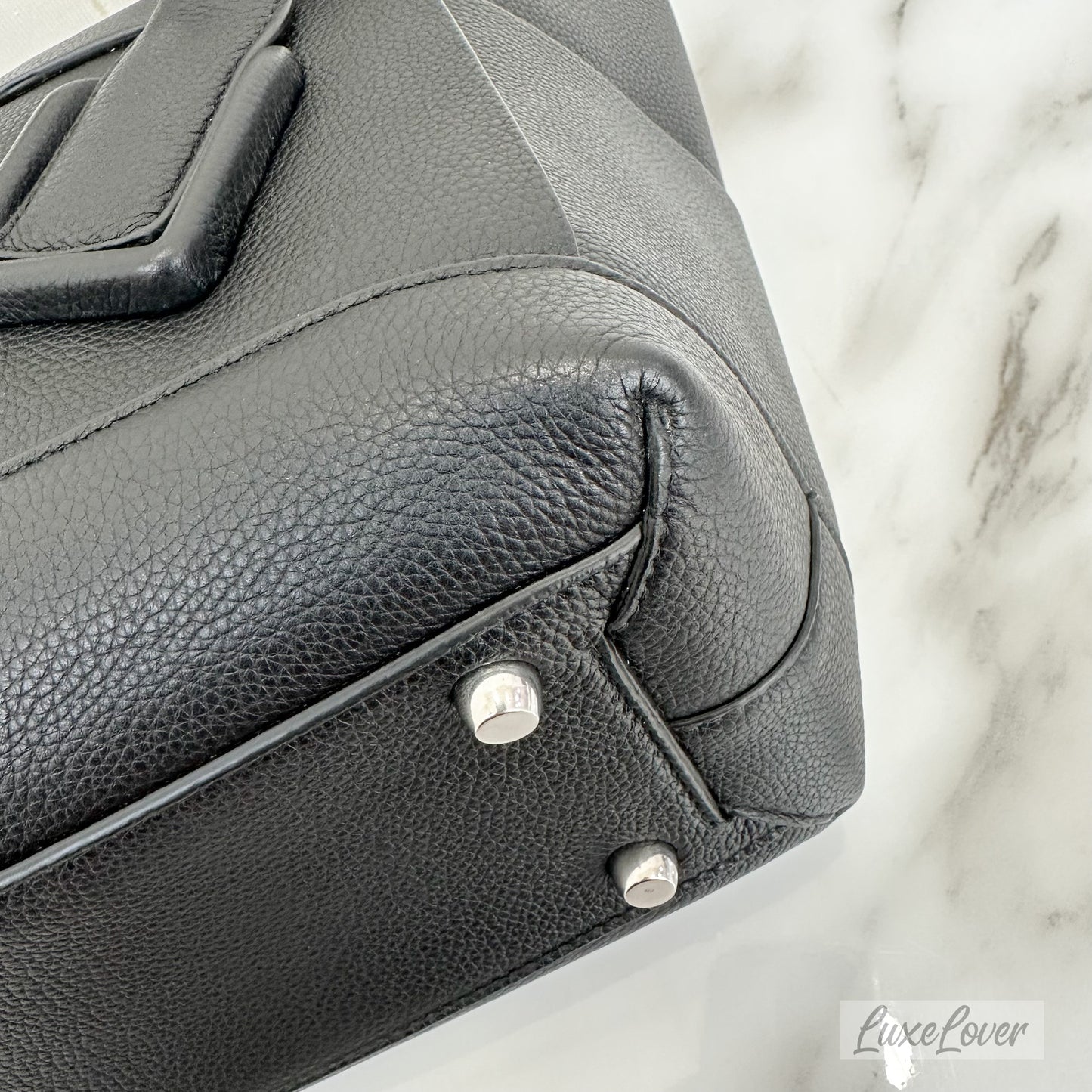 Bottega Veneta Acro Tote Bag in Black Grained Leather and SHW