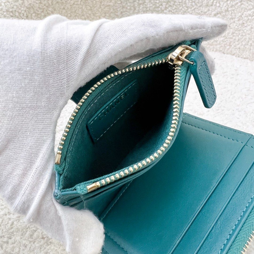 (PayNow$690) Chanel Bifold Wallet in Teal Green Caviar