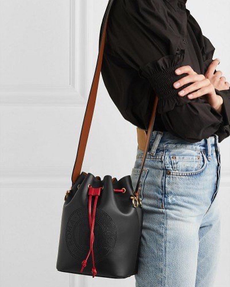 (PayNow$1090) Fendi Mon Tresor Bag