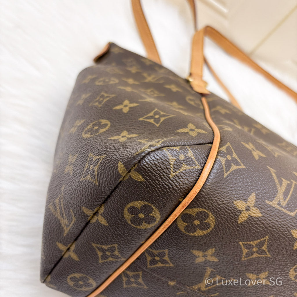 LV Totally MM in Monogram GHW